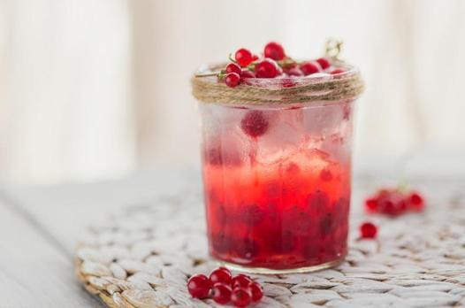 Frenk üzümlü mocktail tarifi